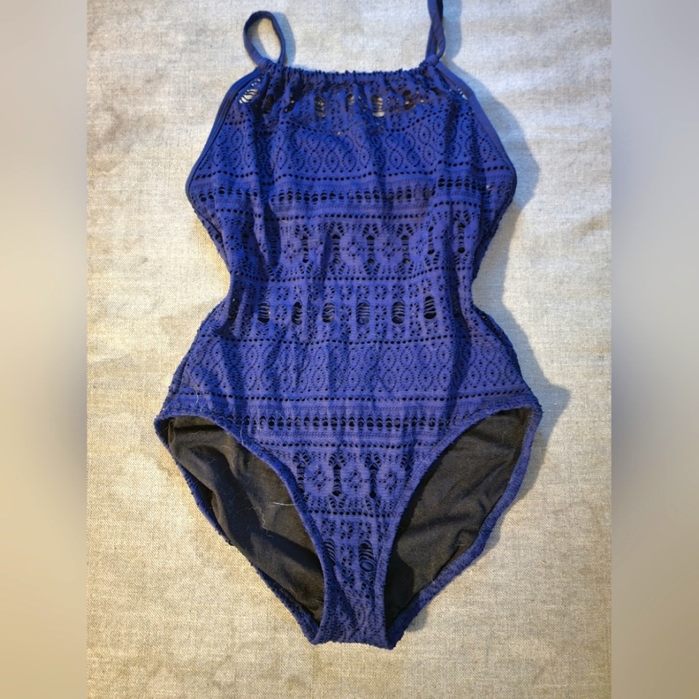 Cutout One Piece